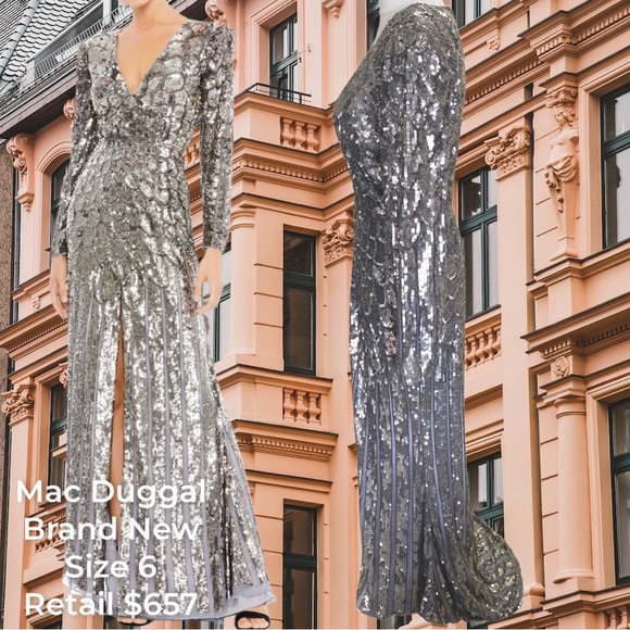 MAC DUGGAL
Column Gown - Picture 3 of 6